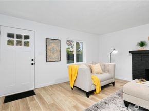 1122 Hewitt Avenue, Bremerton WA 98337