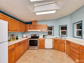 4005 NE Kedros Drive, Poulsbo WA 98370