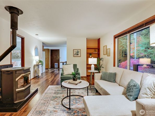 4005 NE Kedros Drive, Poulsbo WA 98370