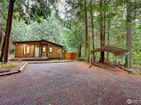 4005 NE Kedros Drive, Poulsbo WA 98370