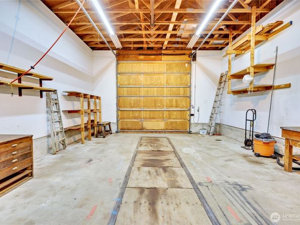 4005 NE Kedros Drive, Poulsbo WA 98370