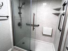 1735 W Sunn Fjord Lane I104, Bremerton WA 98312