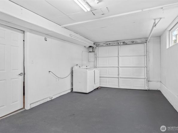 12703 SE 163rd St, Renton WA 98058