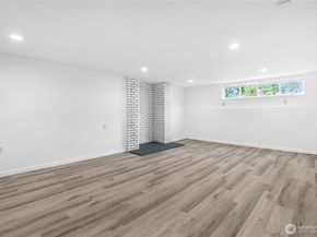 12703 SE 163rd St, Renton WA 98058