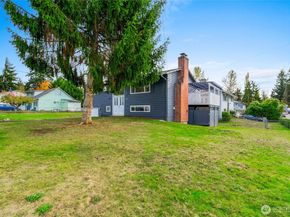 12703 SE 163rd St, Renton WA 98058