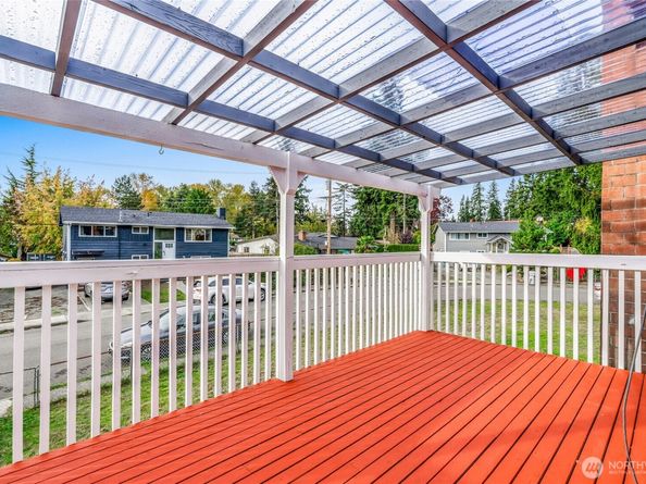 12703 SE 163rd St, Renton WA 98058