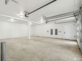 15001 NE 8th Street, Bellevue WA 98007