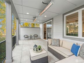 15001 NE 8th Street, Bellevue WA 98007