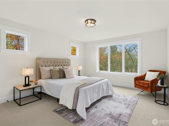 15001 NE 8th Street, Bellevue WA 98007