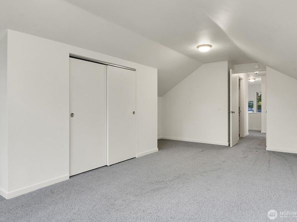 408 NE 50th Street, Seattle WA 98105