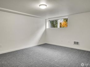 408 NE 50th Street, Seattle WA 98105