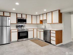 408 NE 50th Street, Seattle WA 98105