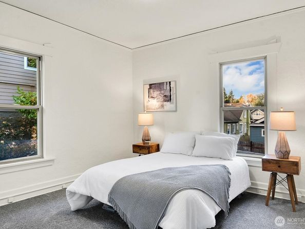 408 NE 50th Street, Seattle WA 98105