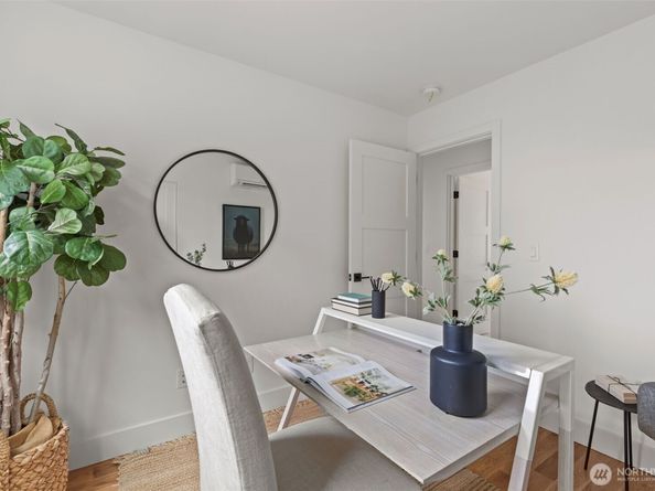 4201 SW Thistle Street, Seattle WA 98136