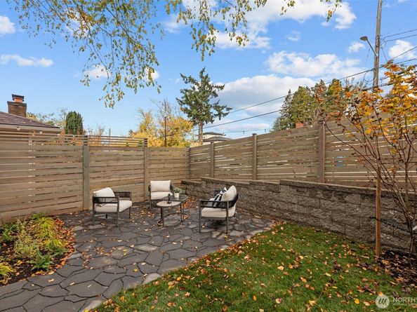 4201 SW Thistle Street, Seattle WA 98136