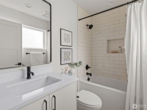 4201 SW Thistle Street, Seattle WA 98136