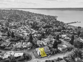 4201 SW Thistle Street, Seattle WA 98136