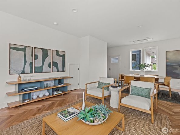 4201 SW Thistle Street, Seattle WA 98136