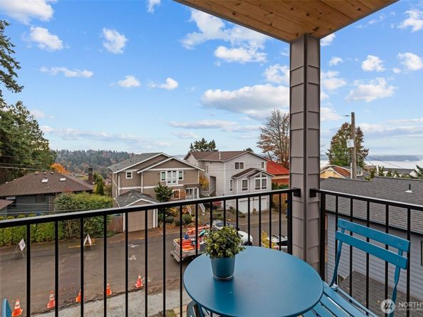 4201 SW Thistle Street, Seattle WA 98136