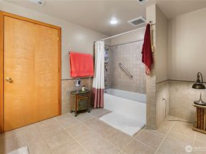 22516 100th Place SW, Vashon WA 98070