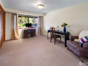 22516 100th Place SW, Vashon WA 98070