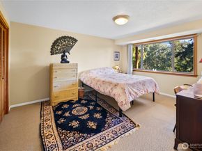 22516 100th Place SW, Vashon WA 98070