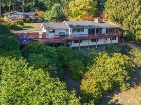 22516 100th Place SW, Vashon WA 98070