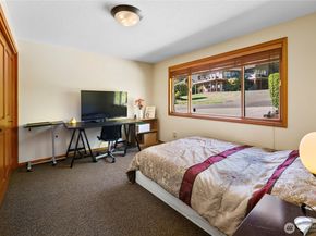 22516 100th Place SW, Vashon WA 98070