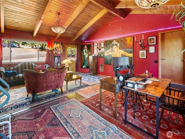 22516 100th Place SW, Vashon WA 98070