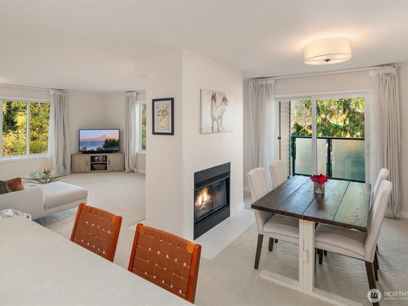 5225 50th Avenue NE 208, Seattle WA 98105