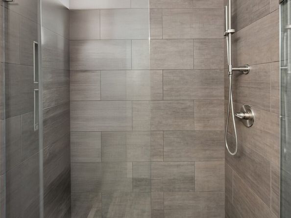 5225 50th Avenue NE 208, Seattle WA 98105