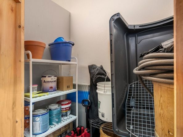 5225 50th Avenue NE 208, Seattle WA 98105