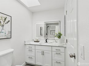 7002 42nd Avenue S, Seattle WA 98118