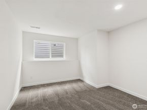 7002 42nd Avenue S, Seattle WA 98118