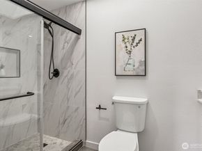 7002 42nd Avenue S, Seattle WA 98118