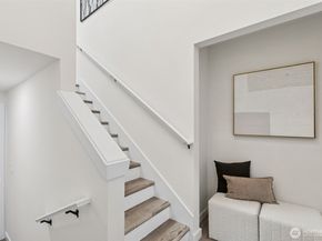 7002 42nd Avenue S, Seattle WA 98118