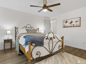 1210 NW Huckle Drive, Bremerton WA 98311