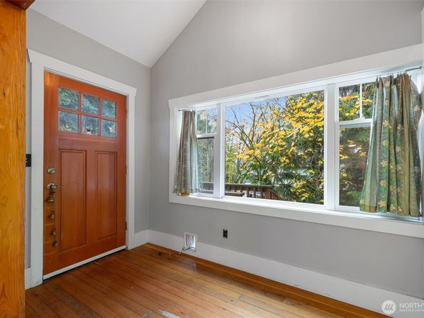 3007 S Court Street, Seattle WA 98144