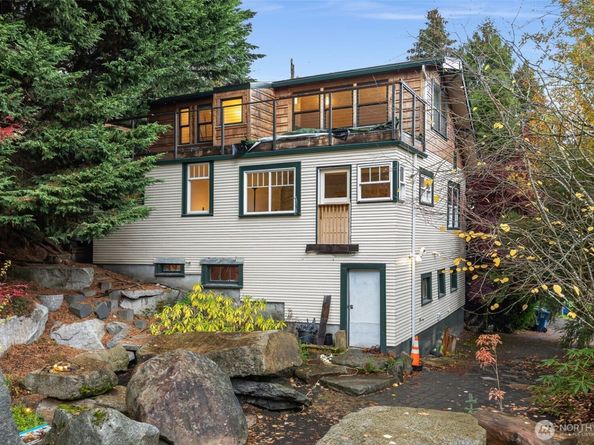 3007 S Court Street, Seattle WA 98144