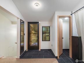 3007 S Court Street, Seattle WA 98144