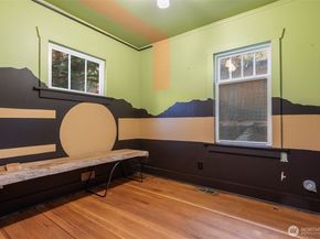 3007 S Court Street, Seattle WA 98144