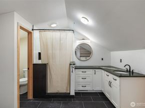 3007 S Court Street, Seattle WA 98144