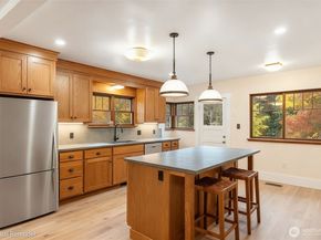 3007 S Court Street, Seattle WA 98144