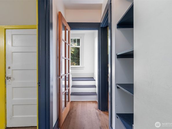 3007 S Court Street, Seattle WA 98144