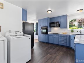 21024 5th Avenue S, Des Moines WA 98198