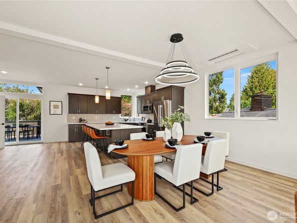 12037 Fremont Avenue N 1 & 2, Seattle WA 98133