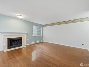 15415 35th Avenue W I103, Lynnwood WA 98087