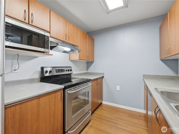 15415 35th Avenue W I103, Lynnwood WA 98087