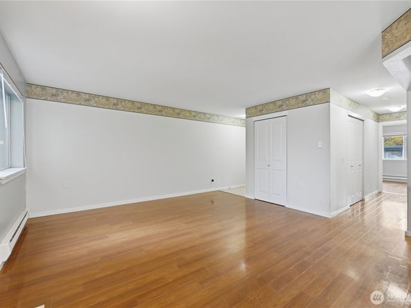 15415 35th Avenue W I103, Lynnwood WA 98087