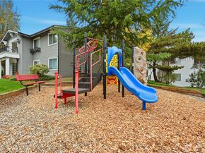 15415 35th Avenue W I103, Lynnwood WA 98087